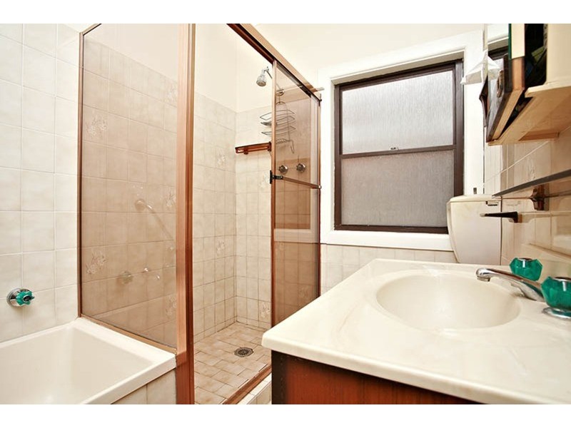 38 Rosebank Avenue, Kingsgrove NSW 2208