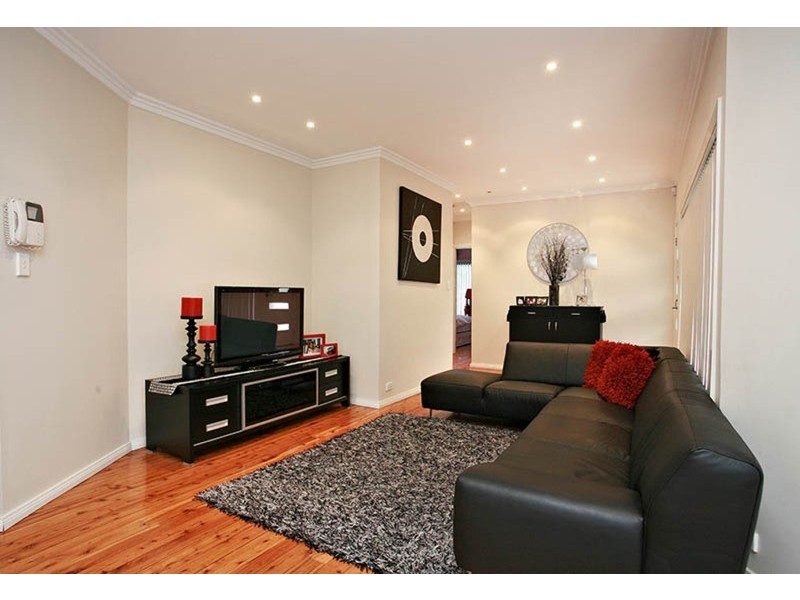 2 Haigh Avenue, Roselands NSW 2196