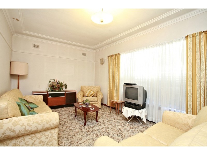 22 Whitfield Avenue, Narwee NSW 2209