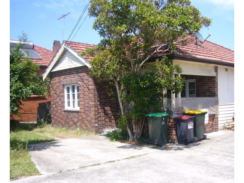 211 King Georges Road, Roselands NSW 2196
