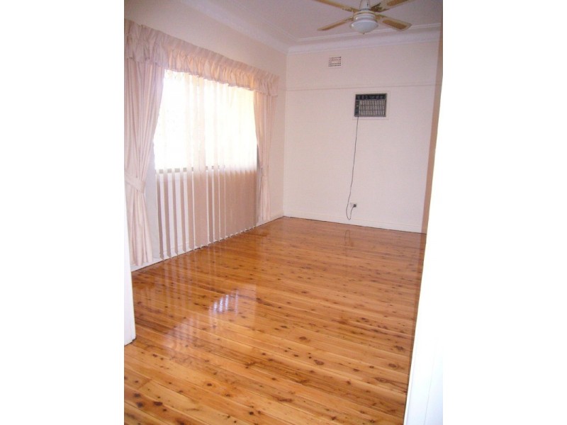 24 Ridgewell Street, Roselands NSW 2196