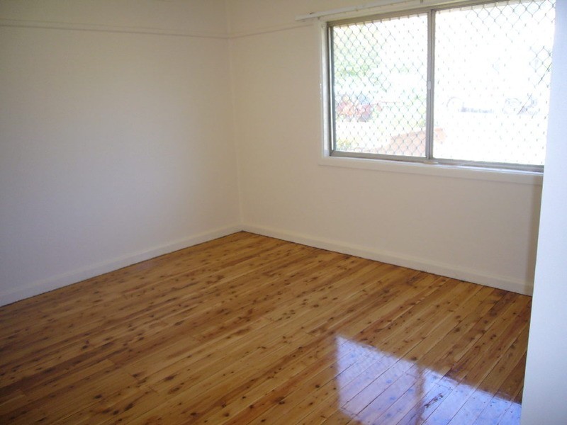 24 Ridgewell Street, Roselands NSW 2196