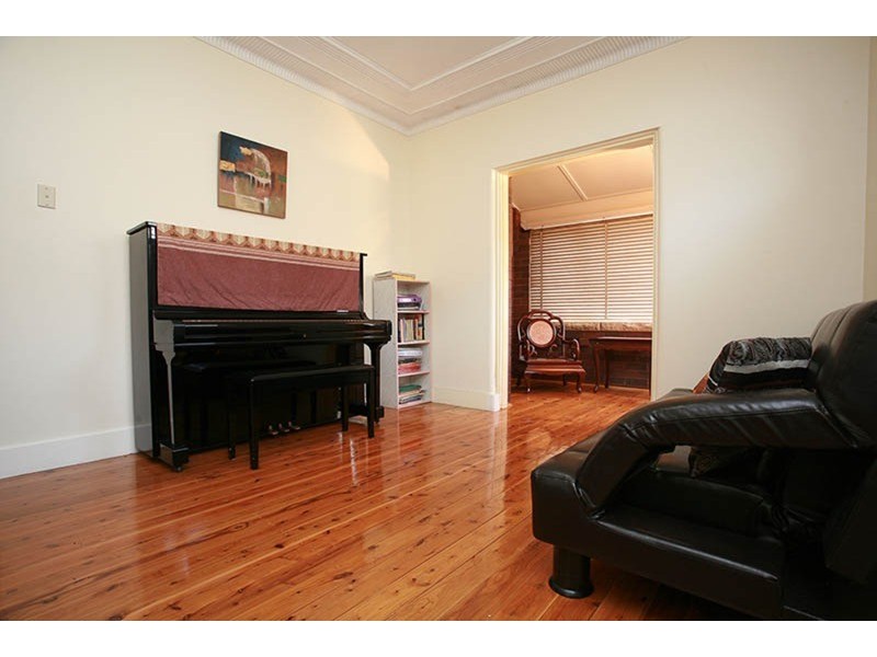 251 Carrington Avenue, Hurstville NSW 2220