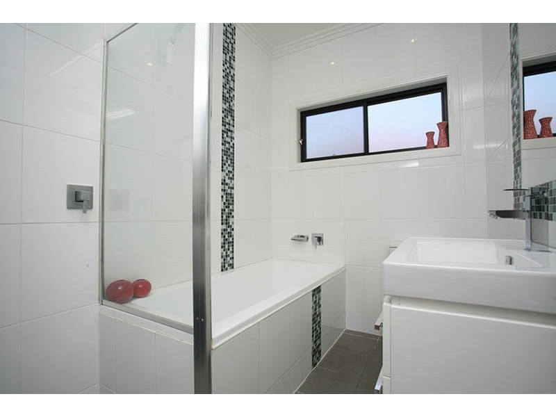 2 Haigh Avenue, Roselands NSW 2196