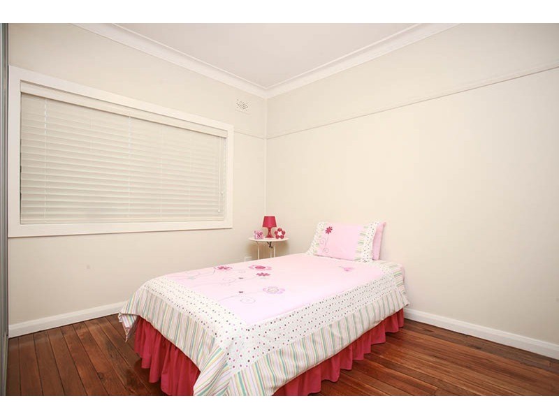 60 Rogers Street, Roselands NSW 2196