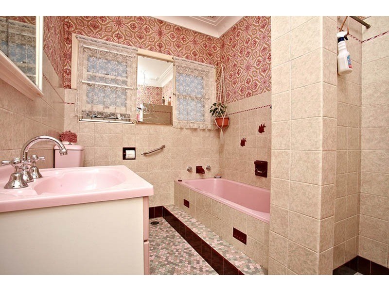 16 Grove Avenue, Narwee NSW 2209