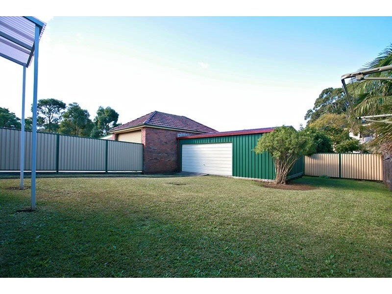 10 Elouera Street, Beverly Hills NSW 2209