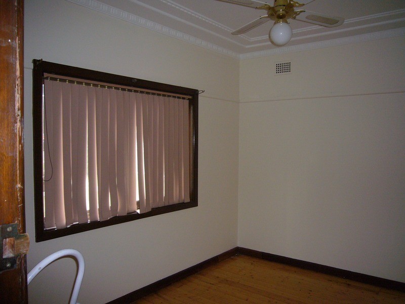 13 Hannans Road, Riverwood NSW 2210