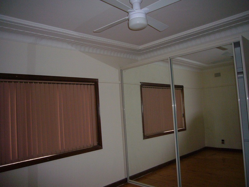 13 Hannans Road, Riverwood NSW 2210