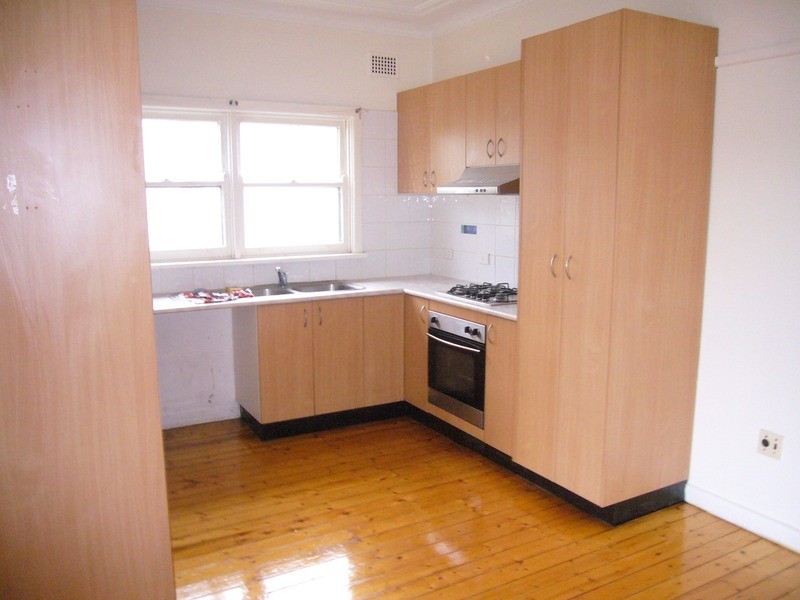 13 Hannans Road, Riverwood NSW 2210