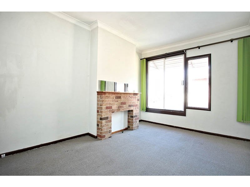 61 Stoddart Street, Roselands NSW 2196