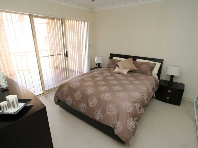 8/1 Hillview Street, Roselands NSW 2196