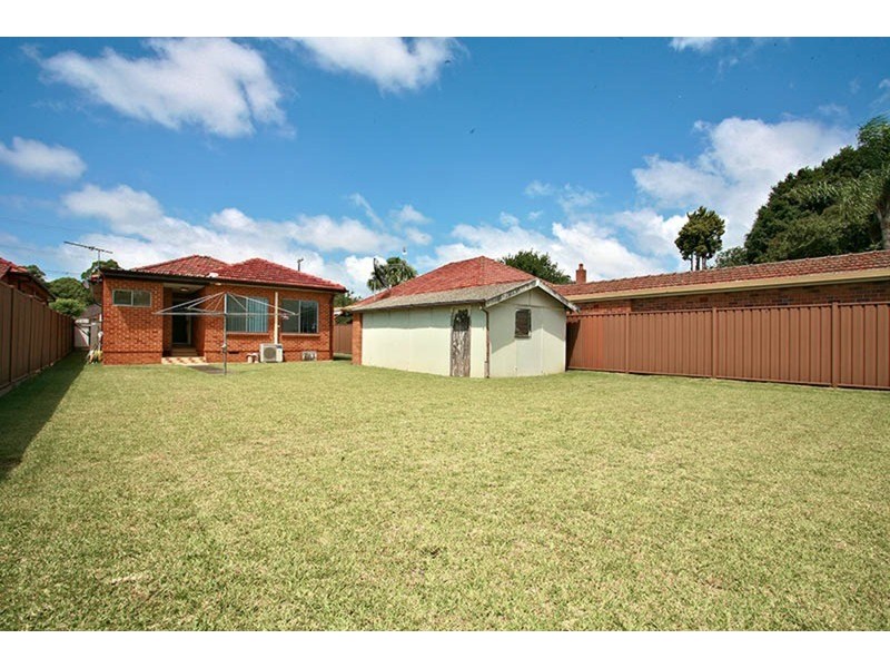 142 Morgan Street, Beverly Hills NSW 2209