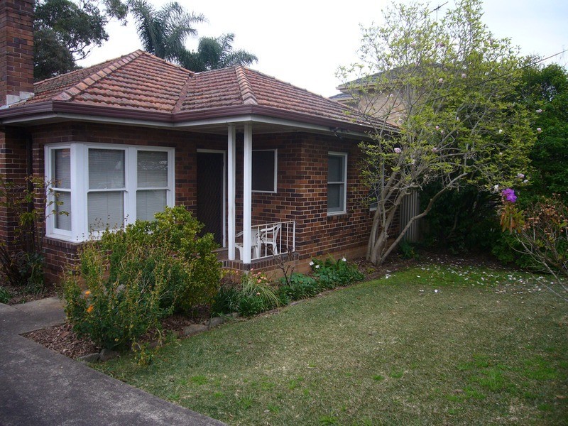 20 Werona Avenue, Punchbowl NSW 2196