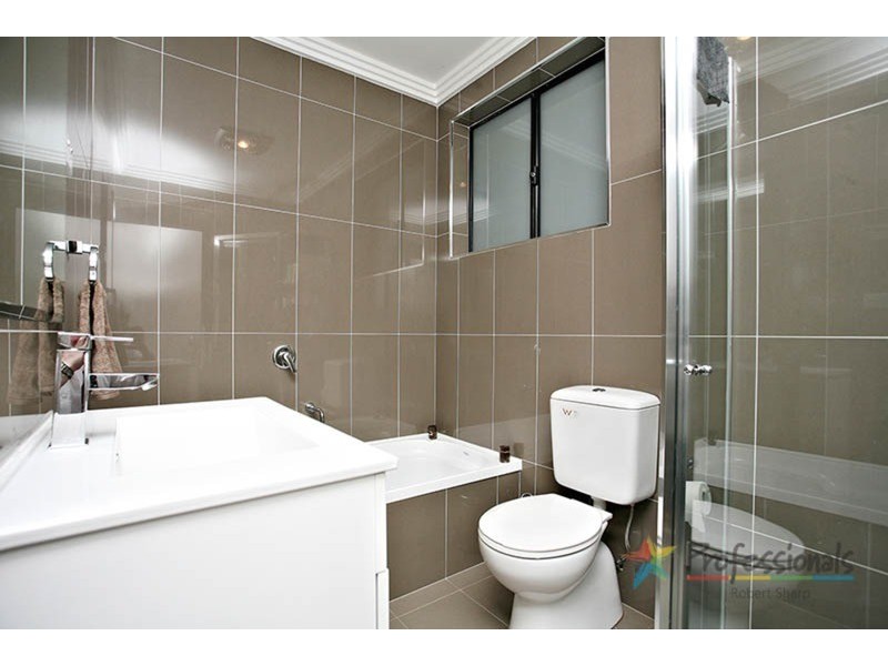 1 & 4/115 Penshurst Road, Narwee NSW 2209