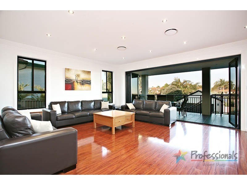 68 Ludgate  Street, Roselands NSW 2196