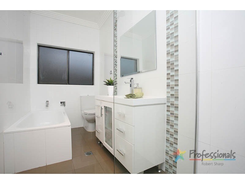 68 Ludgate  Street, Roselands NSW 2196