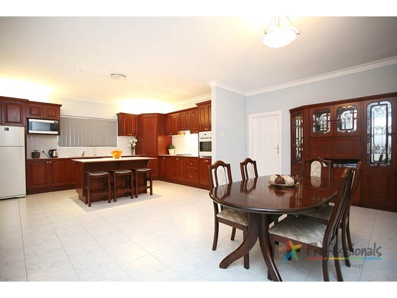 284 Gloucester Road, Beverly Hills NSW 2209