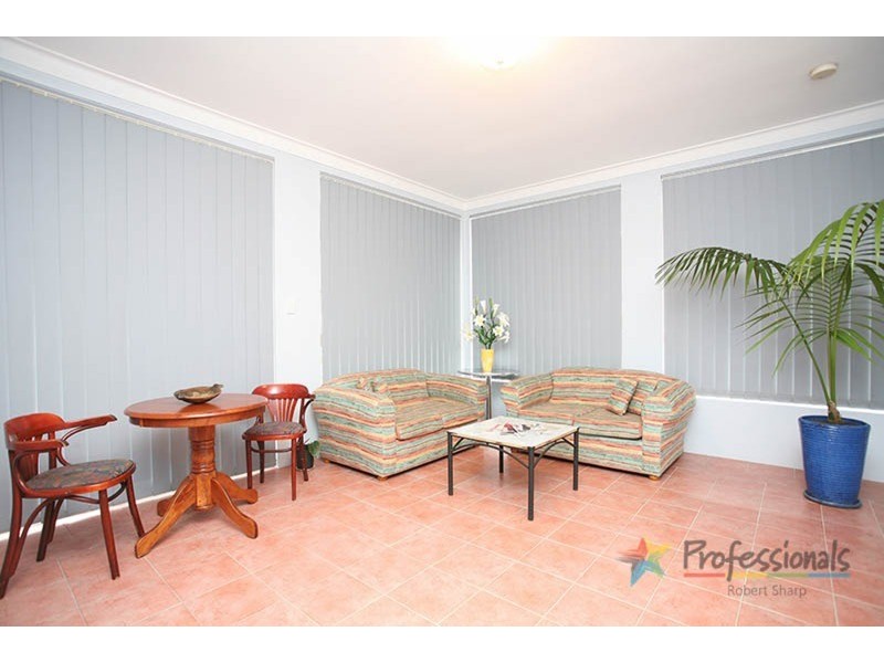 284 Gloucester Road, Beverly Hills NSW 2209