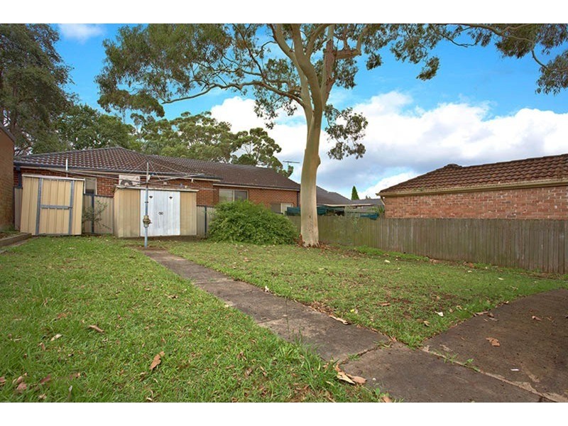 6 Beggs Street, Roselands NSW 2196