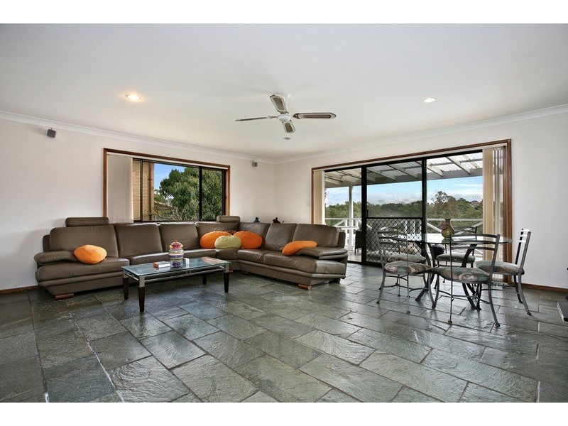 37 Homedale  Crescent, Connells Point NSW 2221