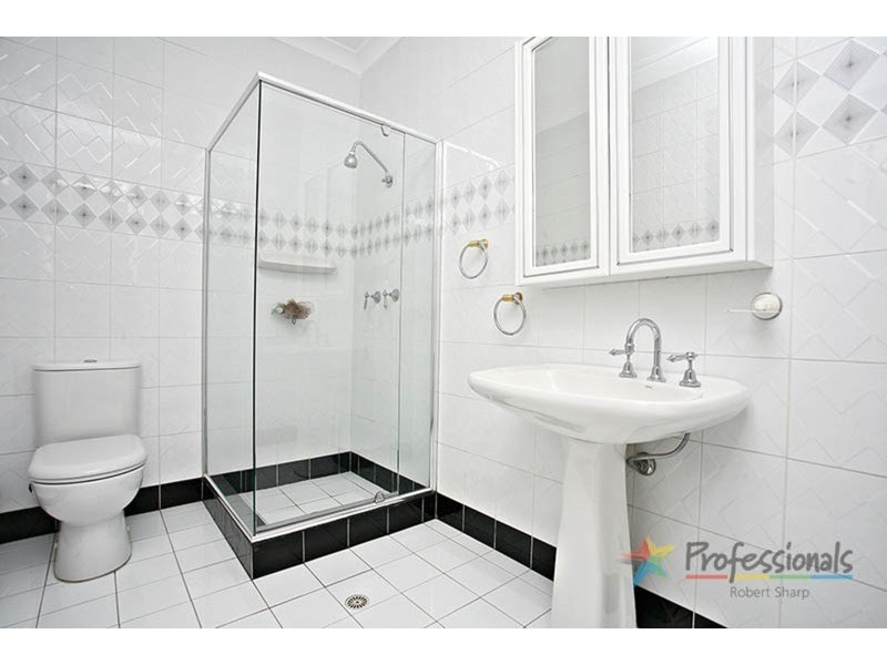 37 Homedale  Crescent, Connells Point NSW 2221