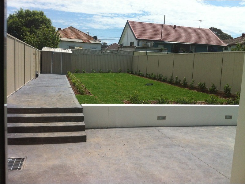 15 Farnham  Avenue, Roselands NSW 2196