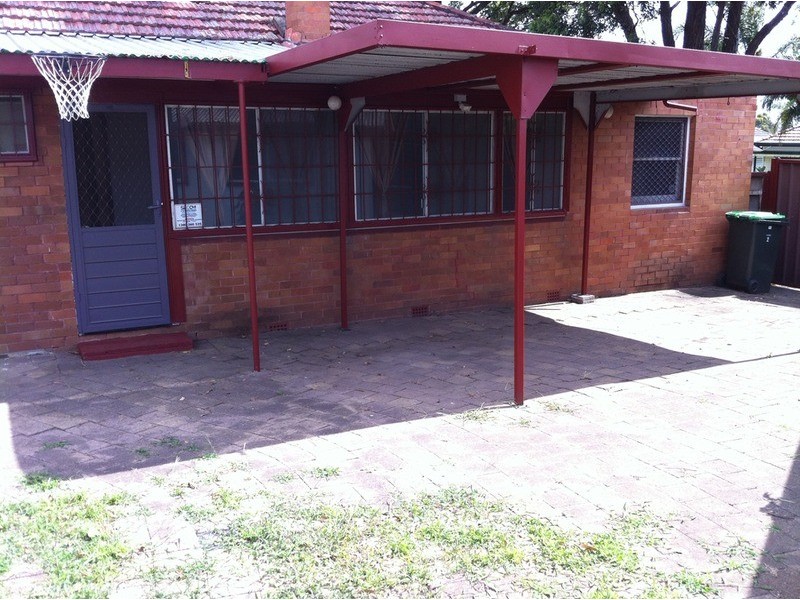 2 Huntingdale  Avenue, Narwee NSW 2209