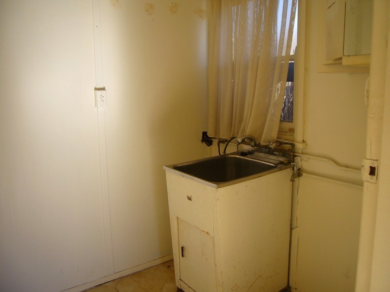 17 Penshurst Road, Roselands NSW 2196