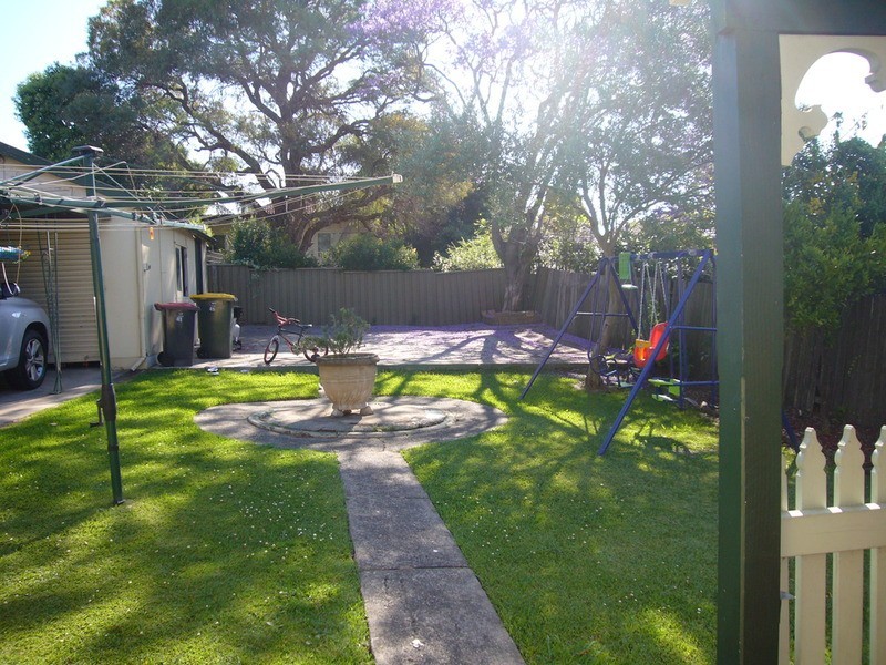 41 Belemba Avenue, Roselands NSW 2196