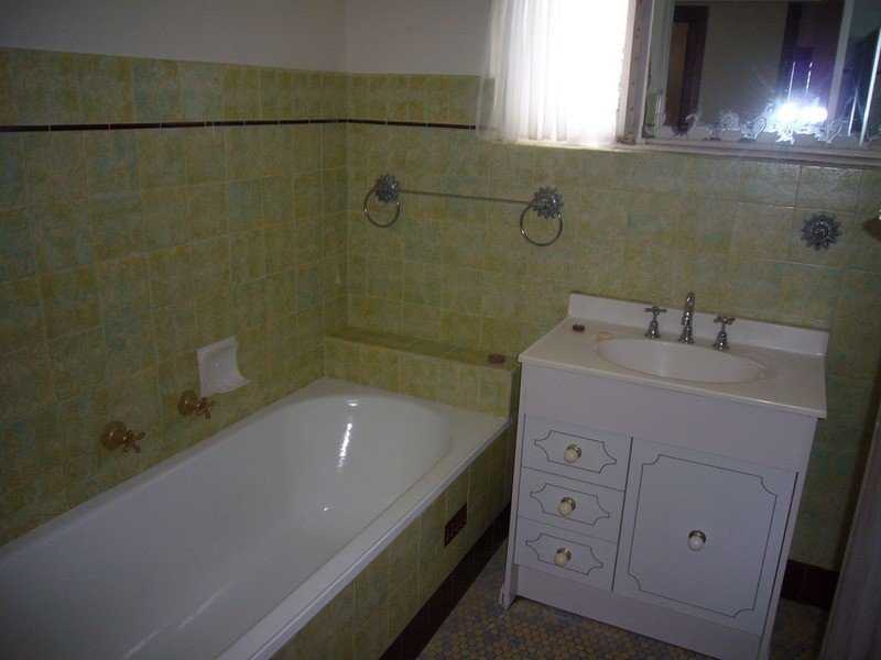 19 Frederick  Avenue, Beverly Hills NSW 2209