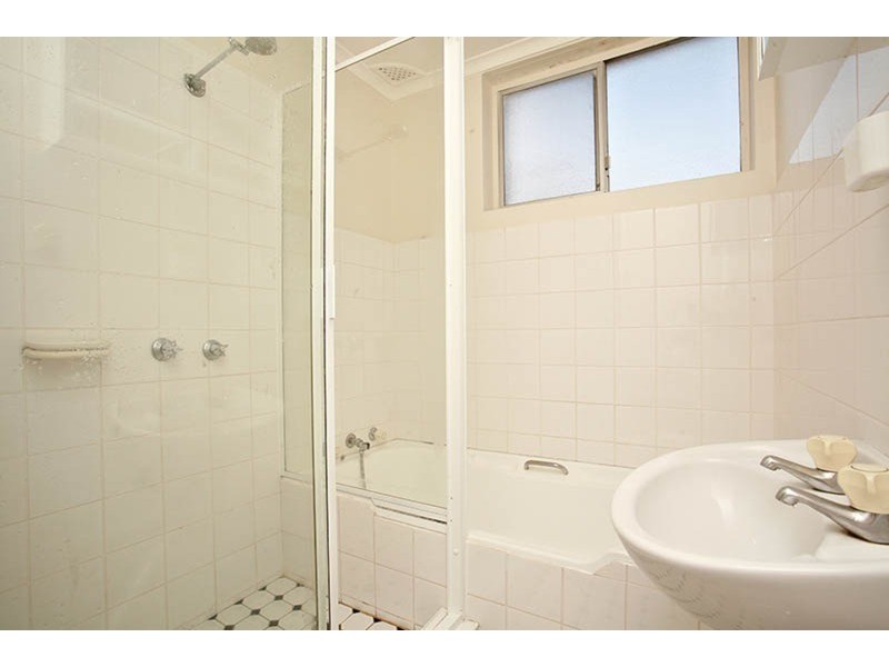 4/7 Phillip Street, Roselands NSW 2196