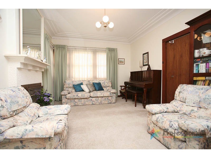 67 Allambee Crescent, Beverly Hills NSW 2209