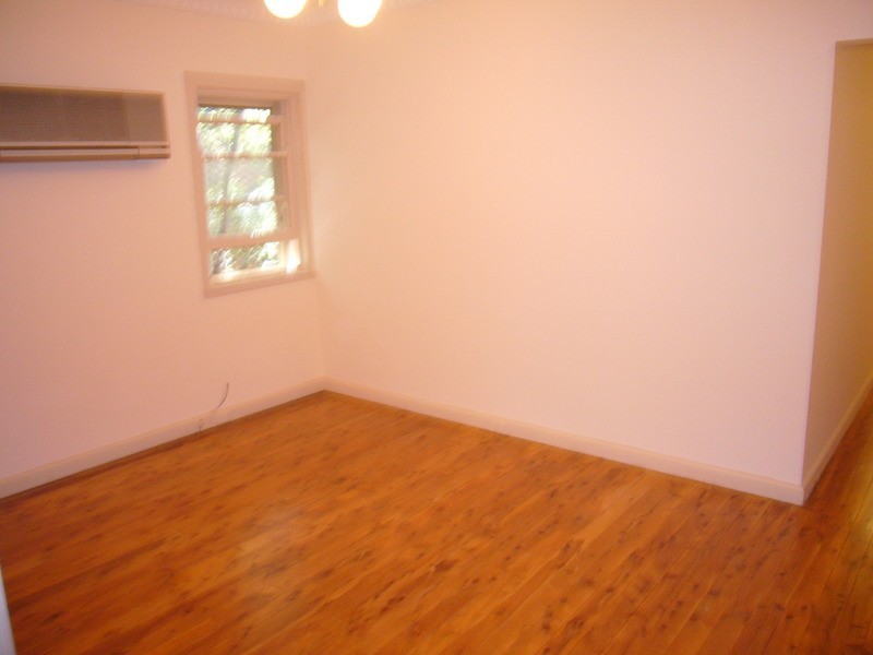 1/8 Edgbaston Road, Beverly Hills NSW 2209