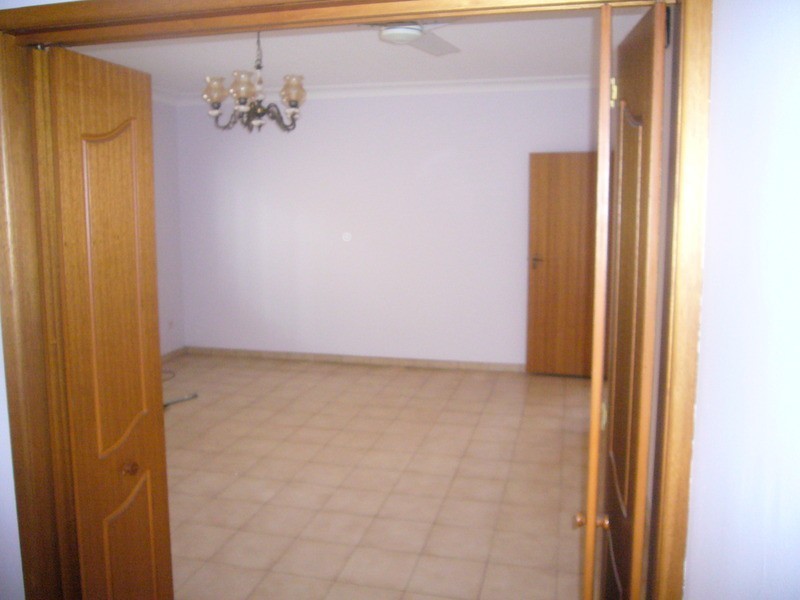 33 Flora Street, Roselands NSW 2196