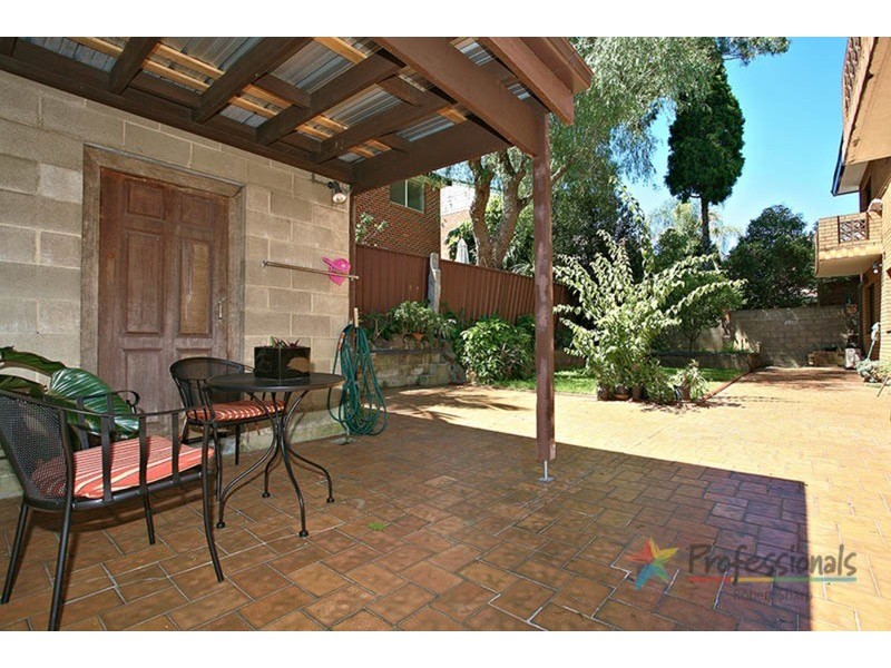 27 Weston Avenue, Narwee NSW 2209