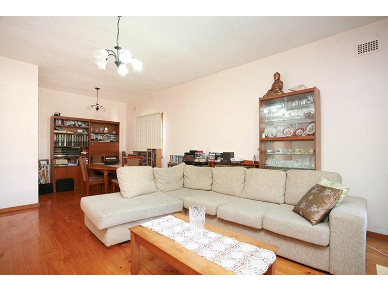 15 Patrick  Street, Roselands NSW 2196