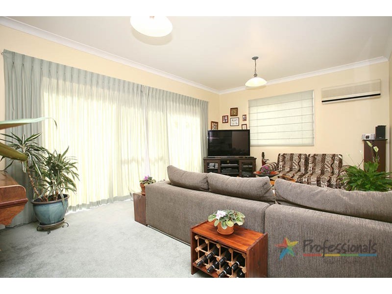 57 Glamis Street, Kingsgrove NSW 2208