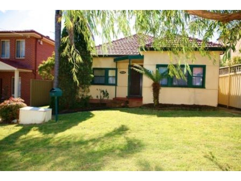 74 Amy Road, Peakhurst NSW 2210