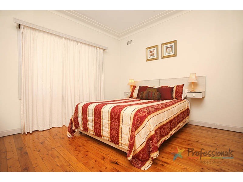 57 Tallawalla Street, Beverly Hills NSW 2209