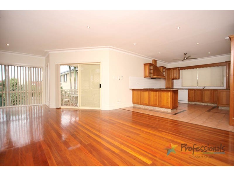 4 Mountview Avenue, Beverly Hills NSW 2209