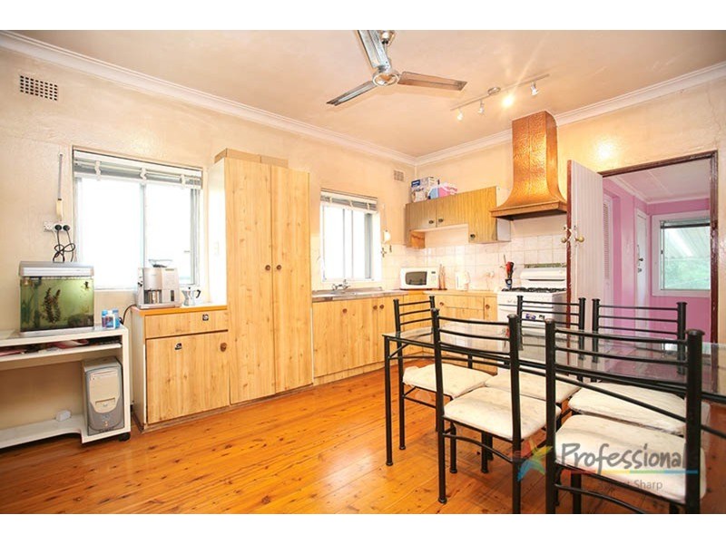 2 Werona Avenue, Punchbowl NSW 2196