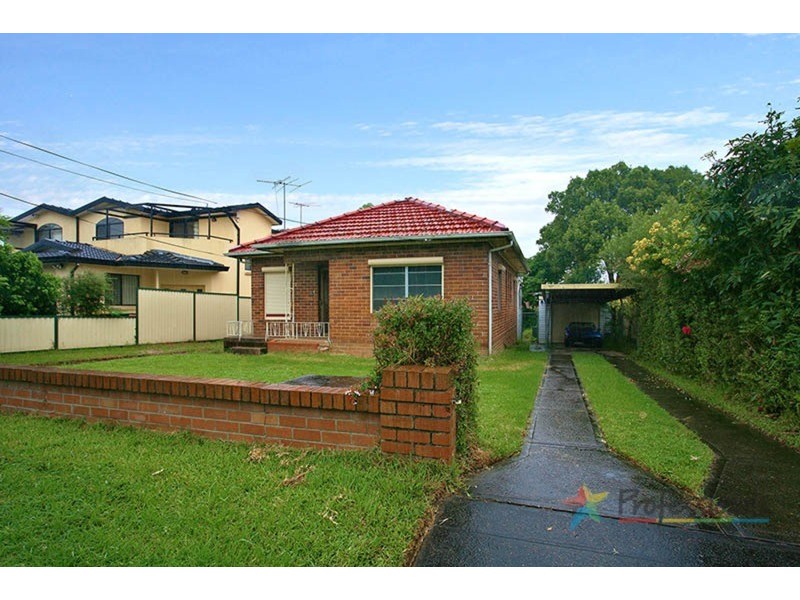 2 Werona Avenue, Punchbowl NSW 2196