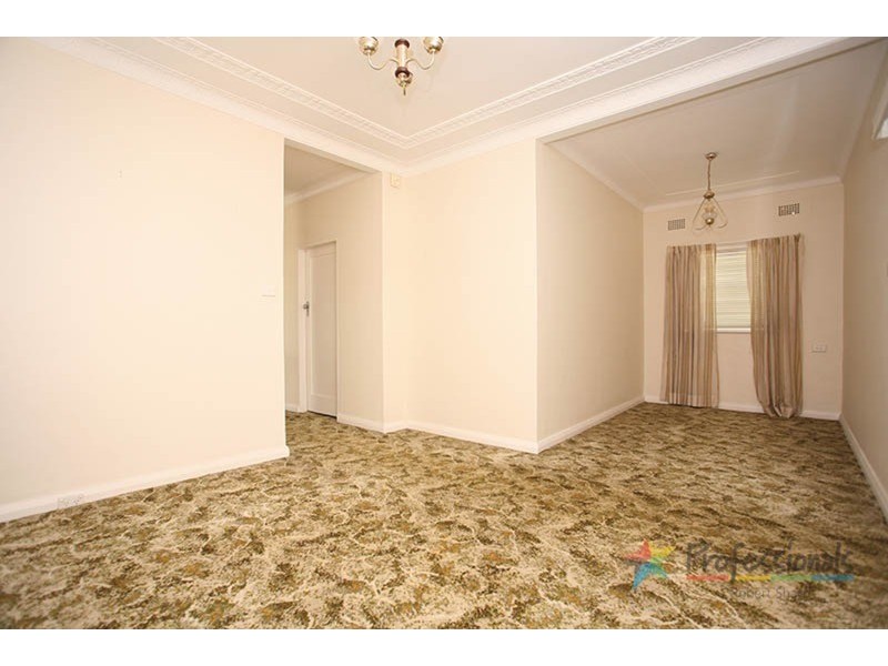 249 Carrington Avenue, Hurstville NSW 2220