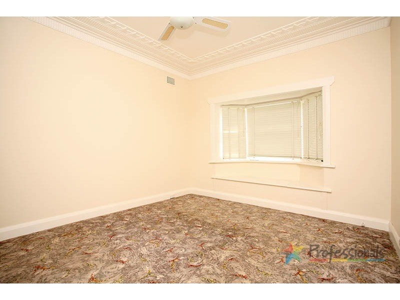 249 Carrington Avenue, Hurstville NSW 2220