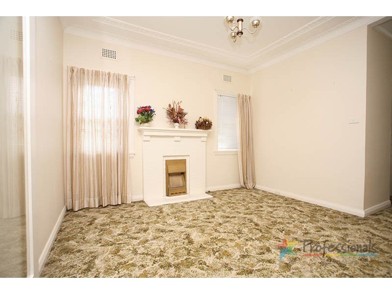 249 Carrington Avenue, Hurstville NSW 2220