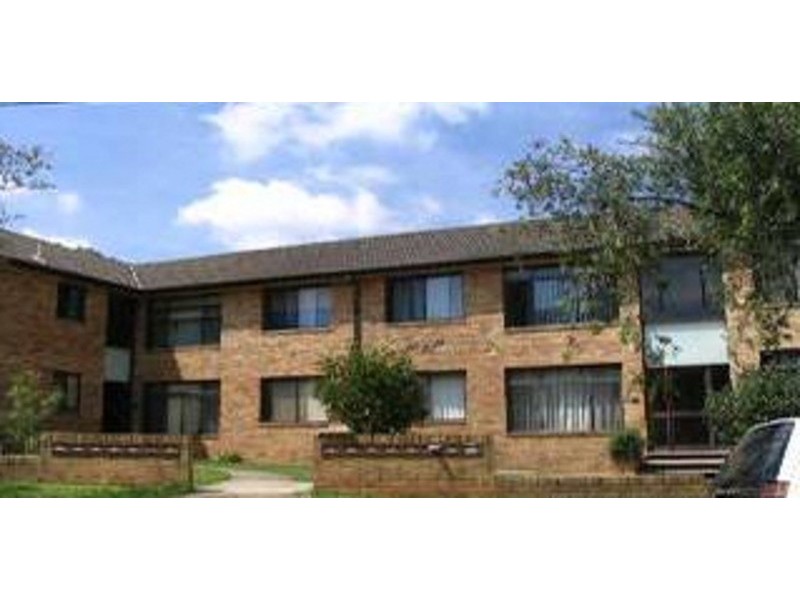 2/8-12 Parry Avenue, Narwee NSW 2209