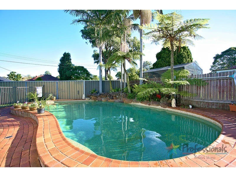 2 Maryl Avenue, Roselands NSW 2196