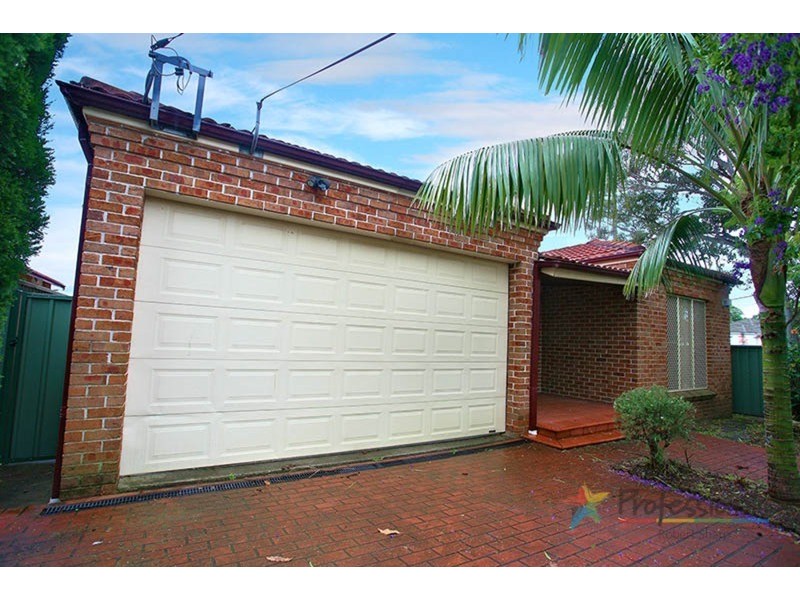4 Mountview Avenue, Beverly Hills NSW 2209