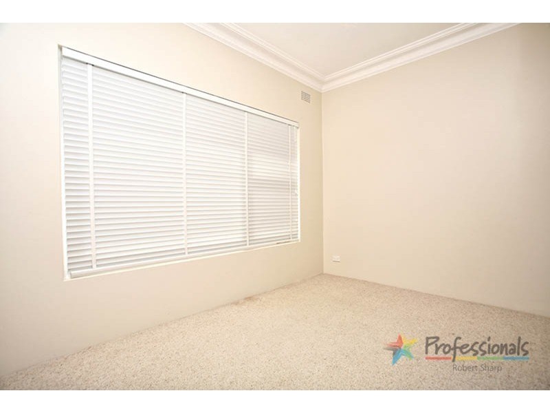 8/5 Bonds  Road, Riverwood NSW 2210